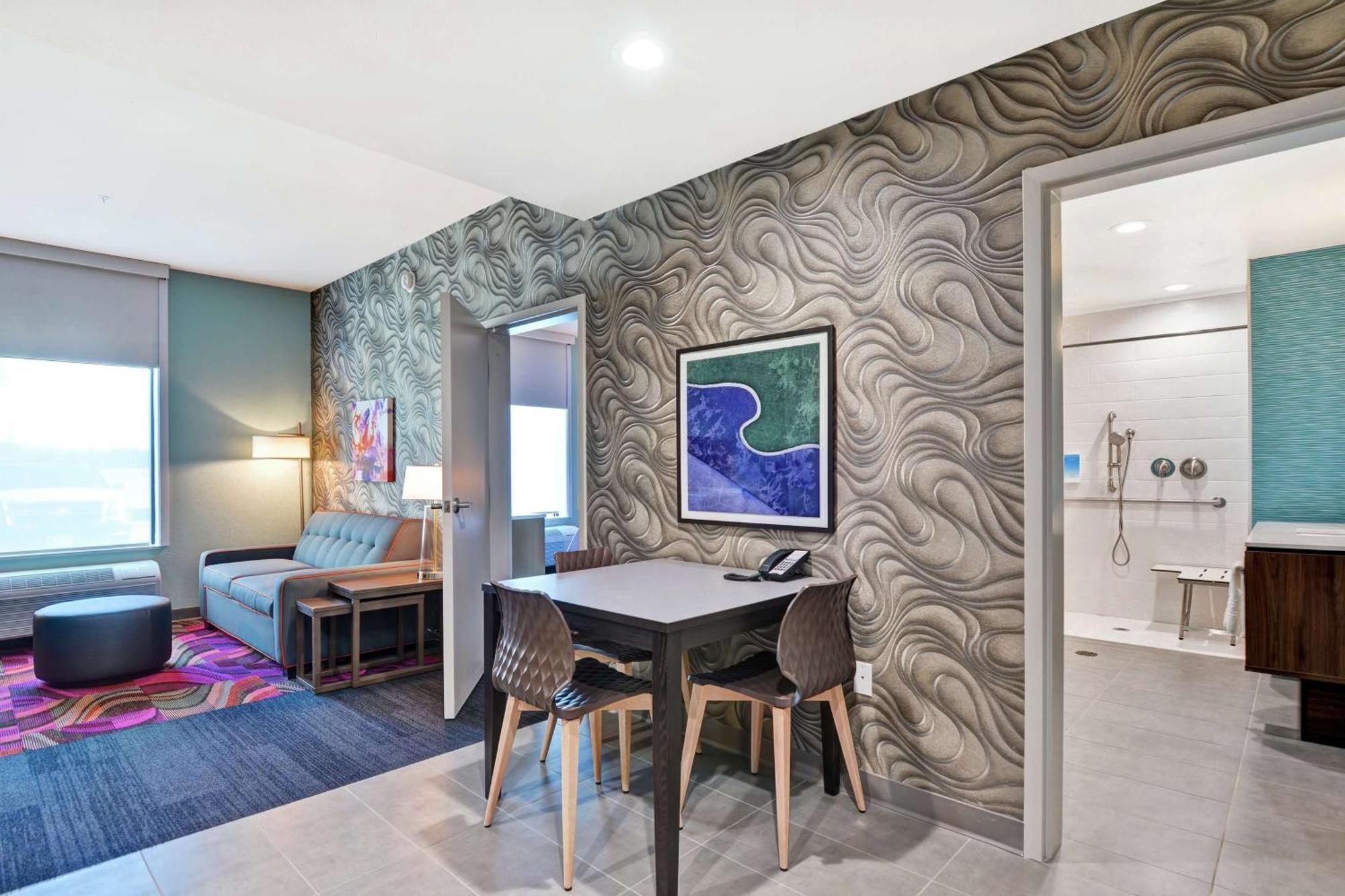 Hotel Home2 By Hilton